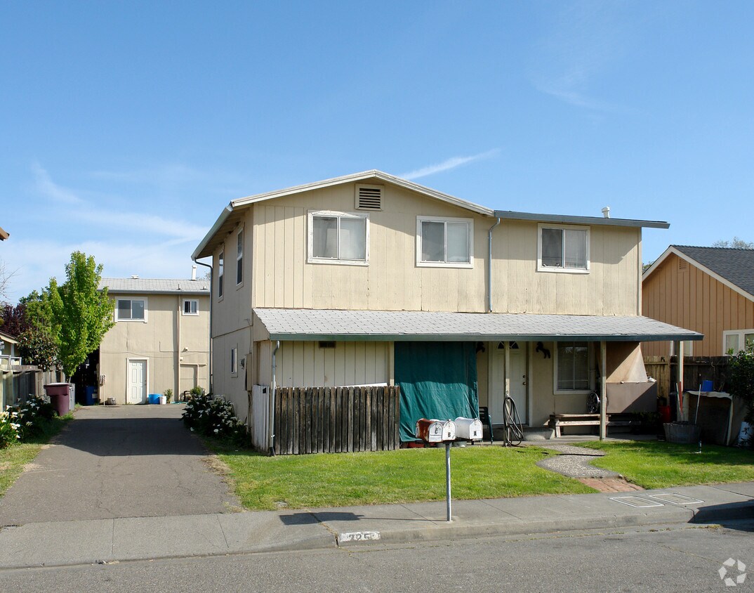 Primary Photo - 325 Monte Vista Ave