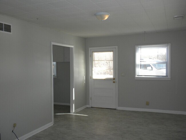 Foto del edificio - 1 Bedroom Country Home with Lake
