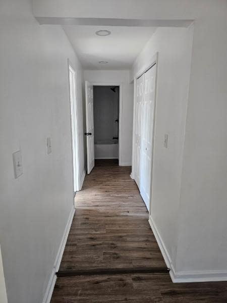 Building Photo - 51 Avon St