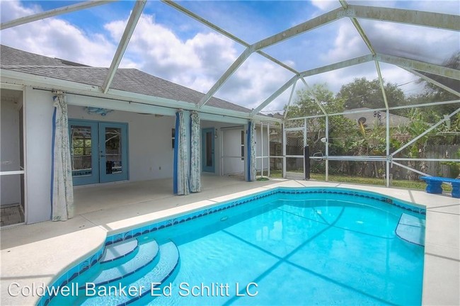 Building Photo - 3 br, 2 bath House - 821 Montrose Ave