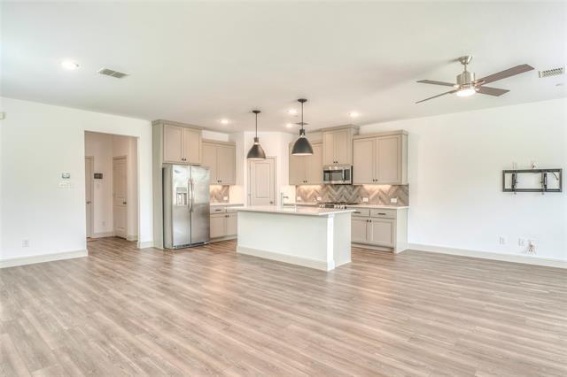 Foto del edificio - 8603 Dynasty Ln
