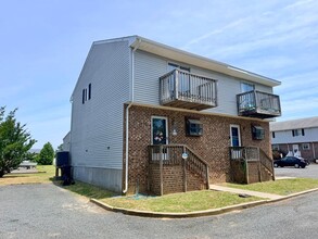 Building Photo - 6367 Teal Ln