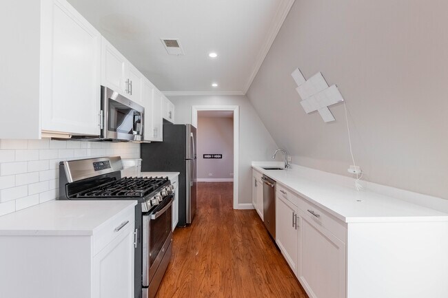 Foto del edificio - 4938 S Drexel Blvd