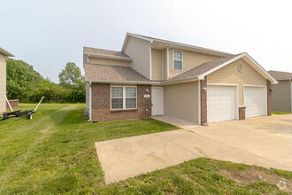 Building Photo - 3611 Zinnia Dr