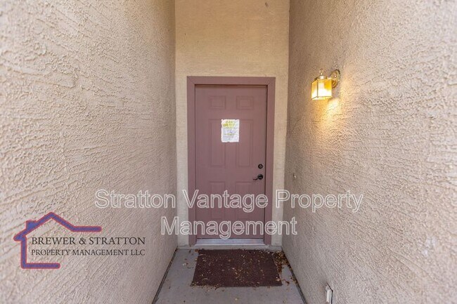 Building Photo - 4612 N 113th Dr