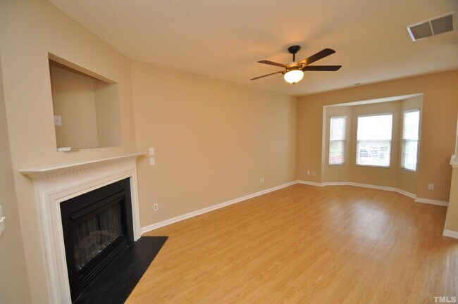 Foto del edificio - 2812 Gross Ave