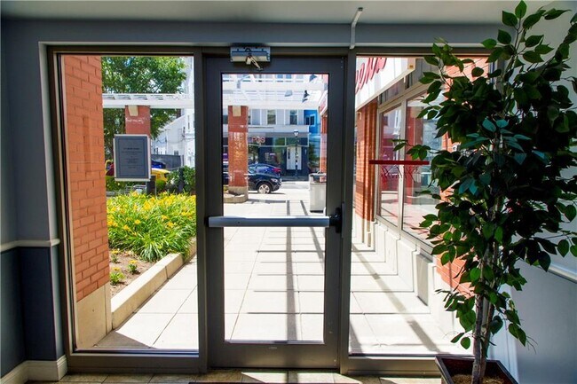 Foto del edificio - 333 Atwells Ave