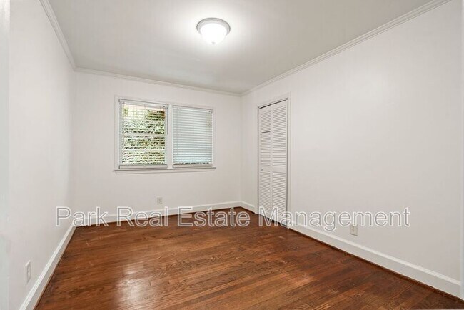 Foto del edificio - 1209 Roosevelt Dr