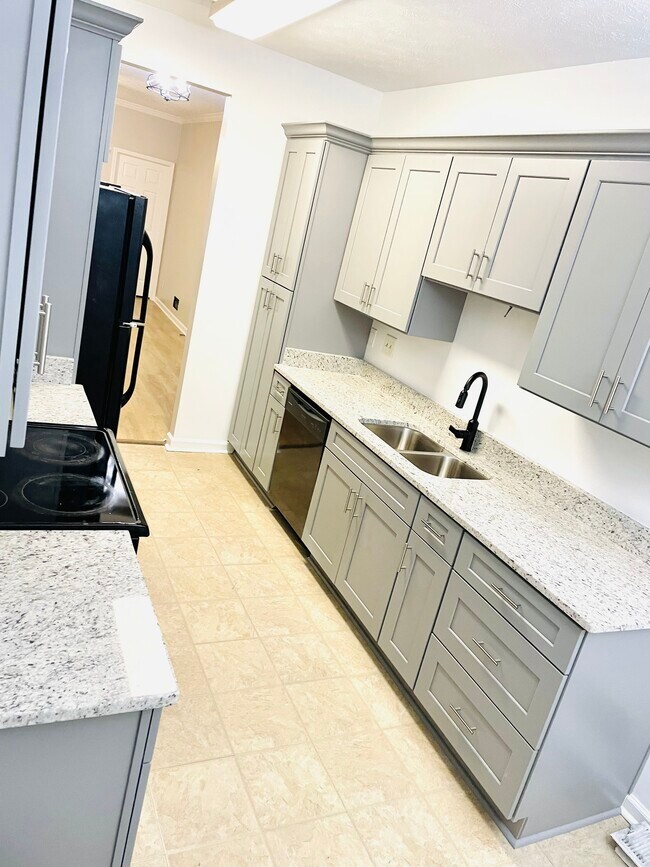 4007 Elm St, Chamblee, GA 30341 Townhome Rentals in Chamblee GA