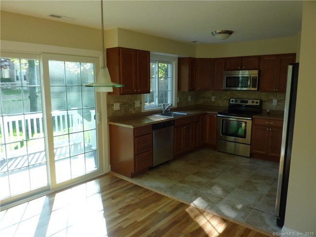 Foto del edificio - 66 Jefferson Ave