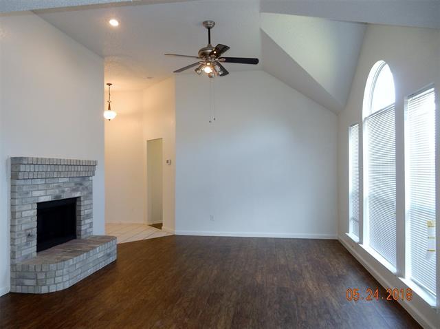 Foto del edificio - 1717 Marcella Ln