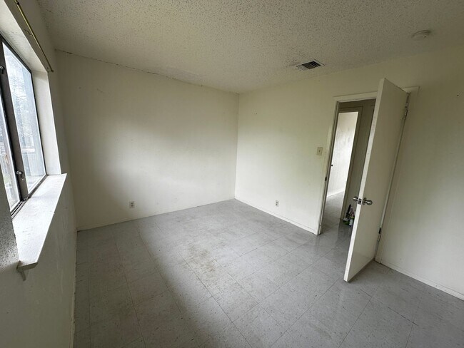 Foto del edificio - 8437 Forest Ridge Dr