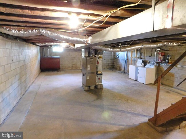 Building Photo - 794 Moose Lodge Rd