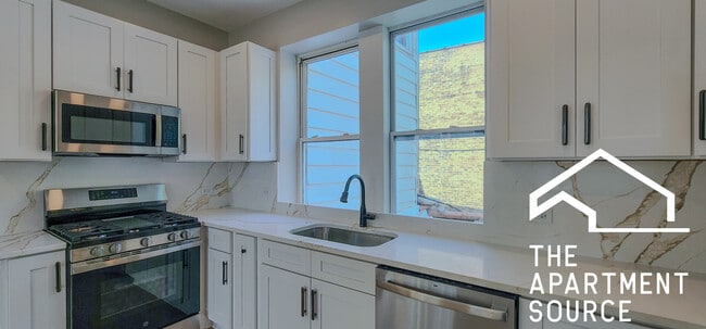 Photo - 2552 S Central Park Ave Apartment