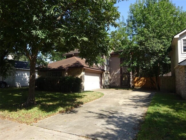 Building Photo - 15915 Oak Mountain Dr