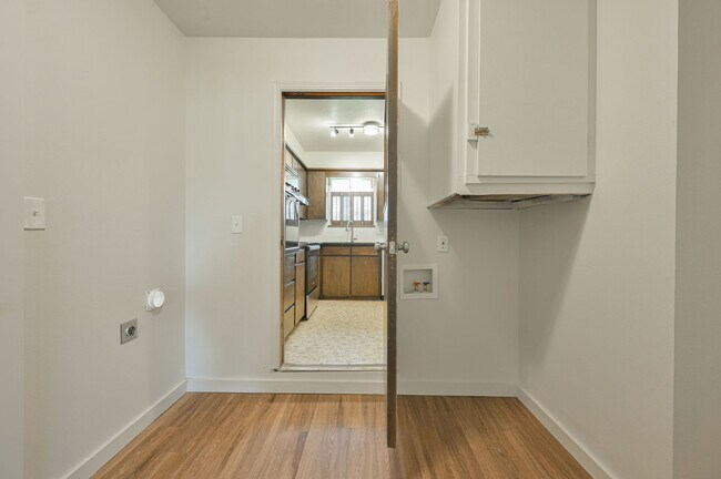Foto del edificio - 1401 SW 60th St