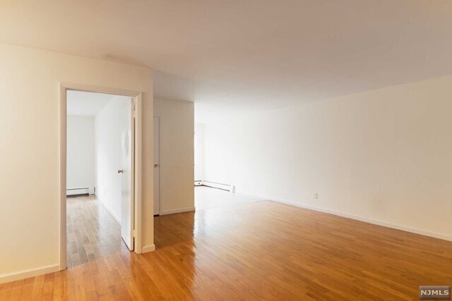 Building Photo - 20 E Harriet Ave