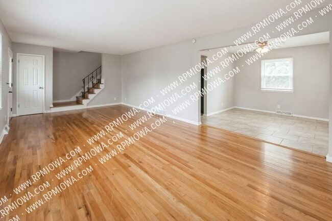 Building Photo - 4001 E Tiffin Ave