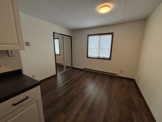 Foto del edificio - 1110 3rd Ave N