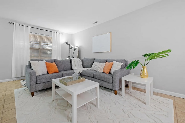 Building Photo - 1748 Moonstone Dr