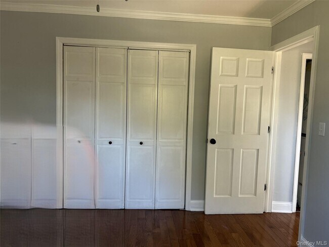 Foto del edificio - 1084 Fenwood Dr