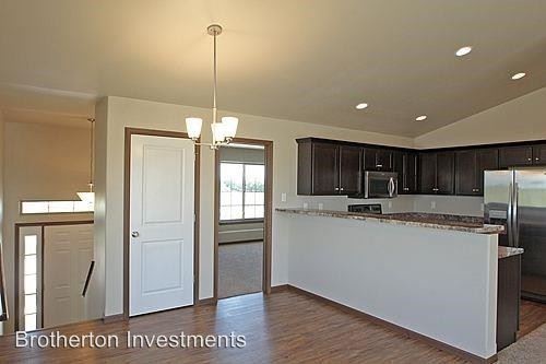 Building Photo - 3 br, 3 bath House - 1380 Whipple Ct