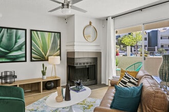 Building Photo - Jade Scottsdale