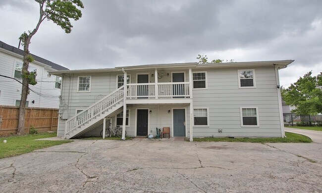 Building Photo - 6734 Burkett UNIT 2- Near Hwy 288