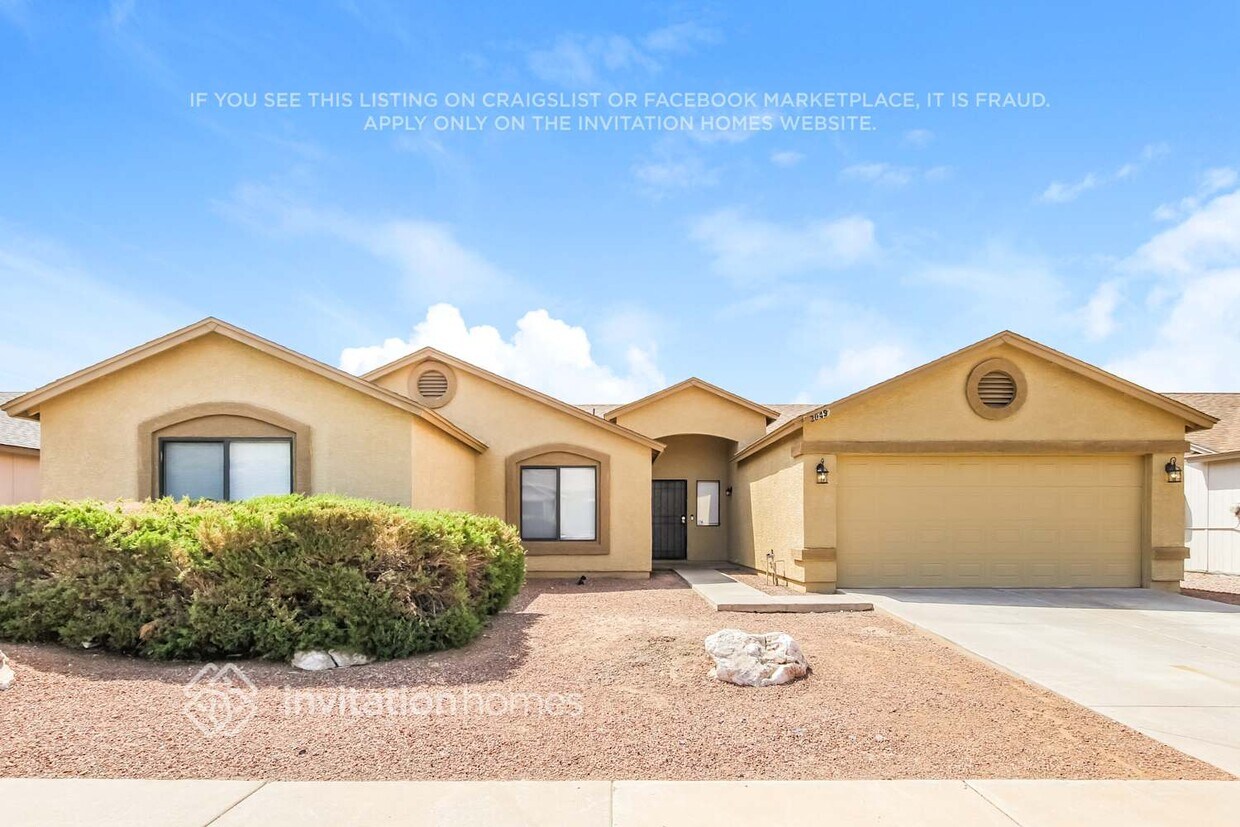 Primary Photo - 3049 W Country Club Terrace