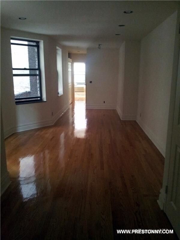 Foto del edificio - 328-330 E 91st St