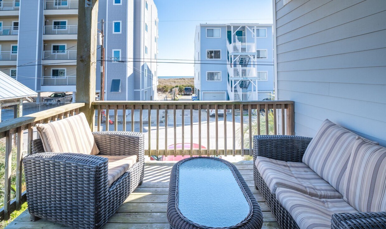 Foto principal - OCEAN VIEW CONDO NEAR THE BOARDWALK!