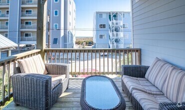 Building Photo - 208 Carolina Beach Ave S