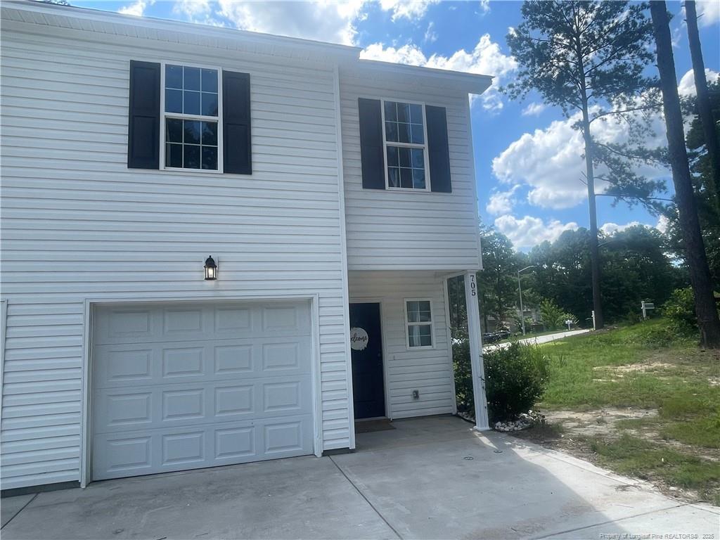 Foto principal - 705 Georgetown Cir