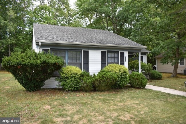 Building Photo - 118 Lexington Dr