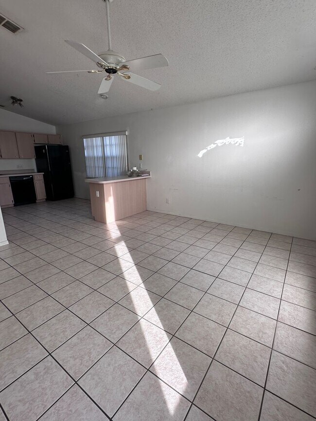 Photo - Nice 3 bedroom, 2 bath single family home