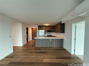 Building Photo - 1515 Liona St