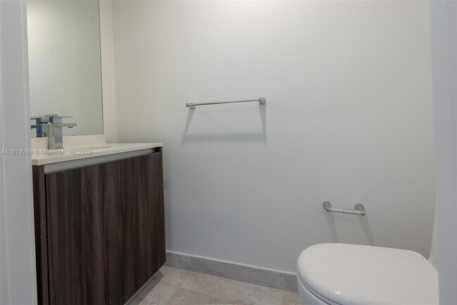 Foto del edificio - 488 NE 18th St