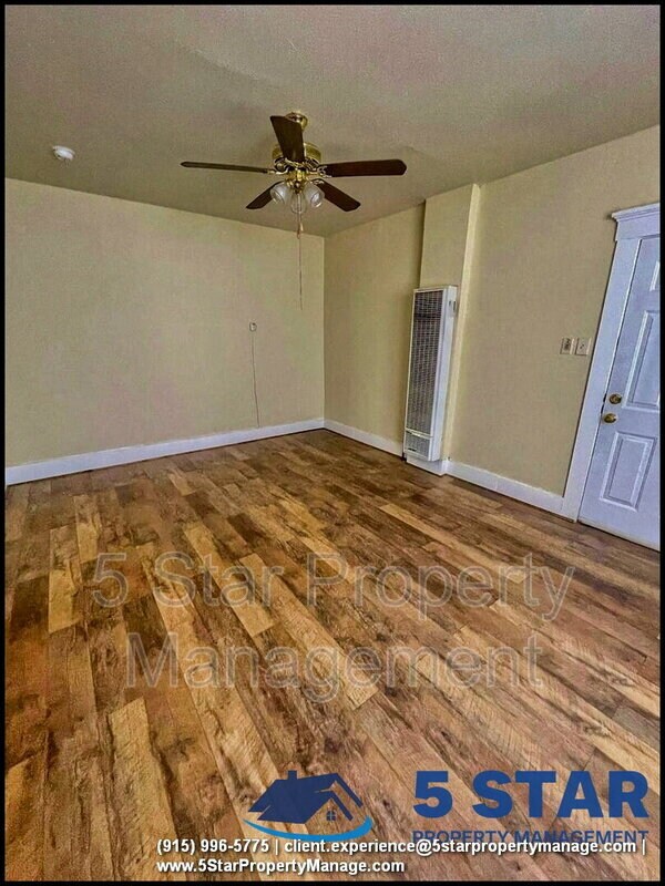 Building Photo - 2526 Yandell Dr