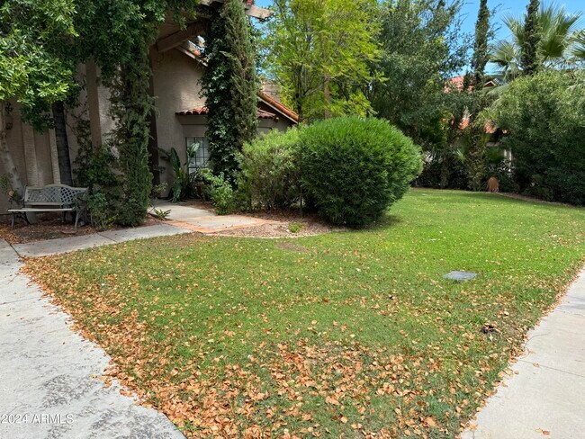 Building Photo - 9796 E Cochise Dr