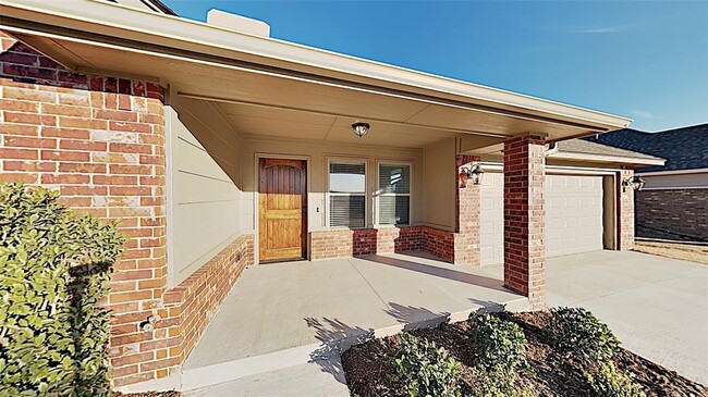 Building Photo - 3516 Upland Ridge Dr