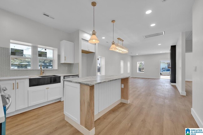 Foto del edificio - 1720 34th Pl N