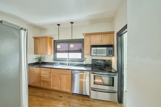 Foto del edificio - 1111 Rutland St