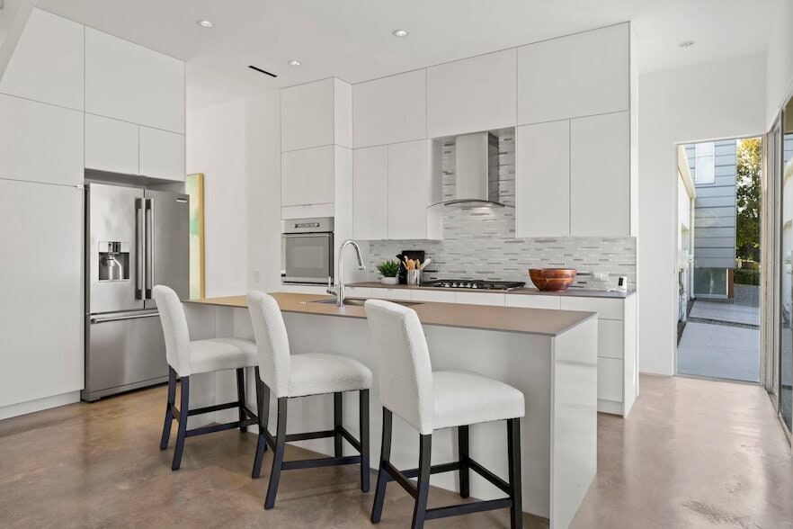 Photo - 2223 Annex Avenue Unit