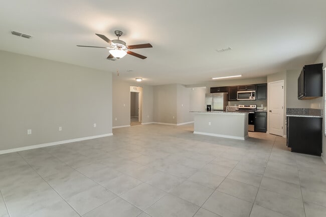 Building Photo - 9057 Open Field Rd, Jacksonville, FL