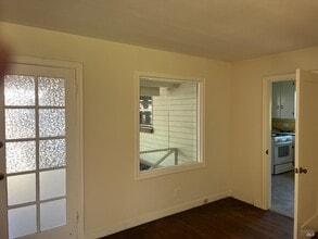 Building Photo - 20 Eucalyptus Rd