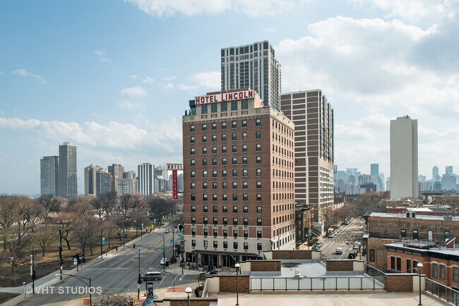 Building Photo - 1850 N Clark St