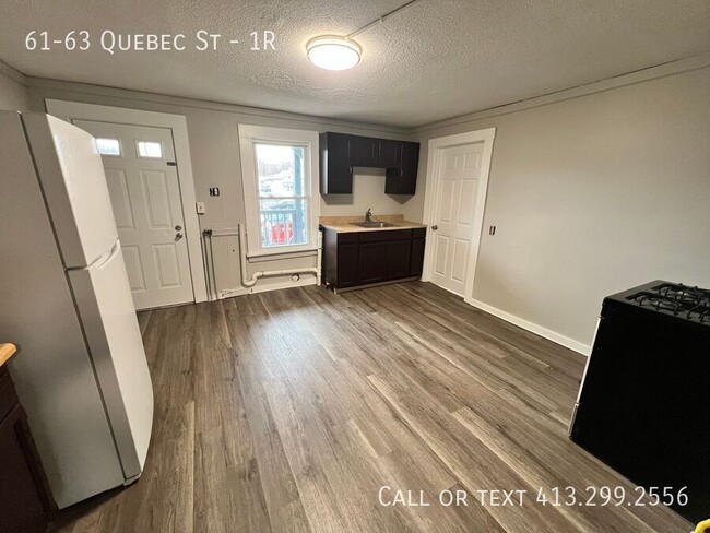 Building Photo - Fully Renovated 2 Bedroom Unit in Indian O...