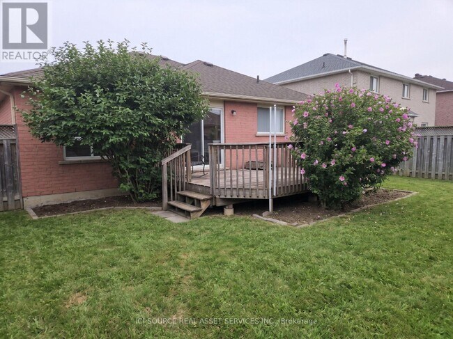Building Photo - 99 Esther Dr