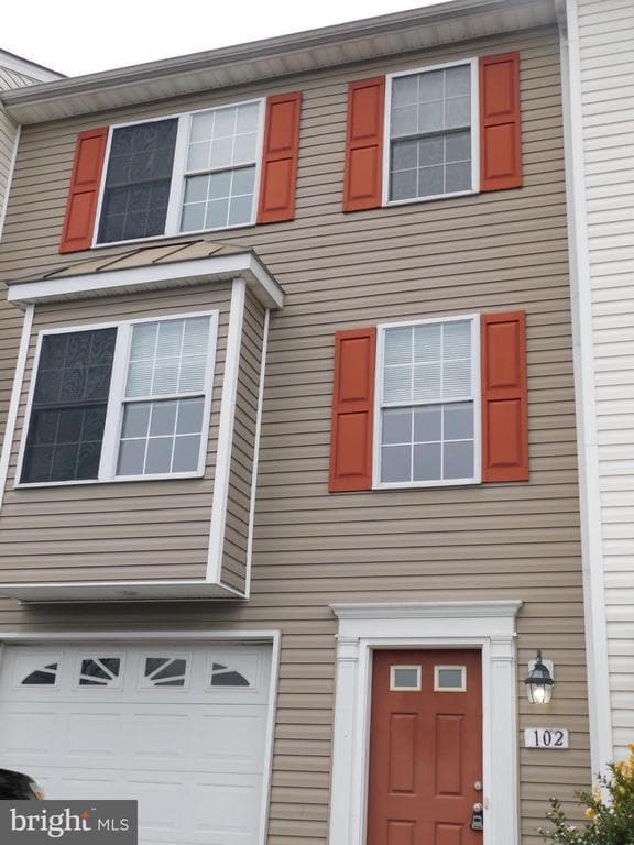 Building Photo - 102 Zephyr Ln