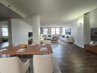 Building Photo - 22 W 25th St